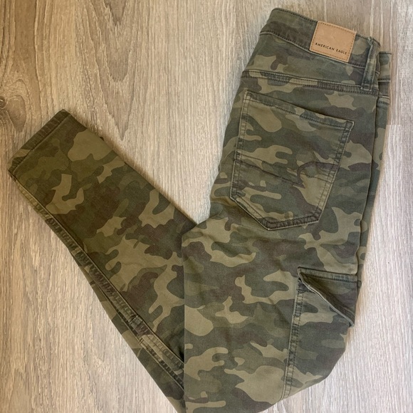 Cropped camo jeggings from American eagle - Picture 3 of 4